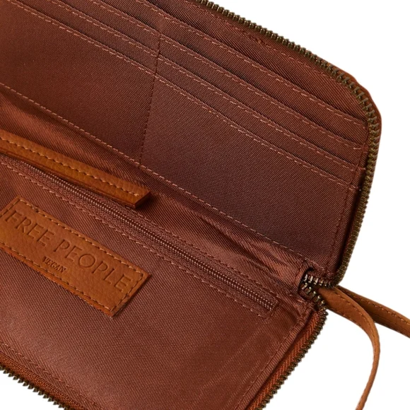 Free People Distressed Vegan Wallet in Tan•NWT! - Picture 6 of 10